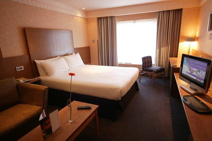 Hogs Back Hotel&Spa Farnham  Zimmer foto